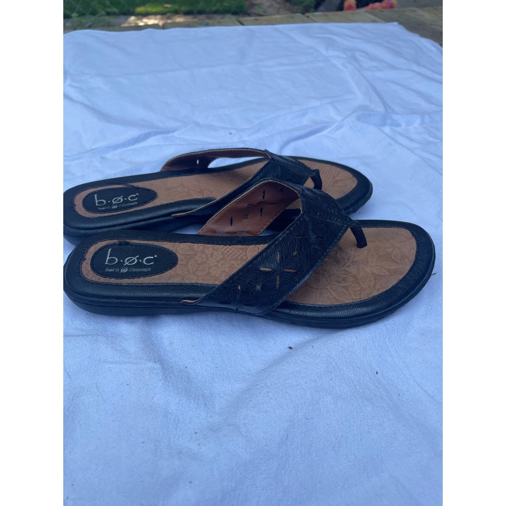 b.o.c. Born Concept Black Laser Cut Thong Flip Flop Sandals Womens 8M C64209